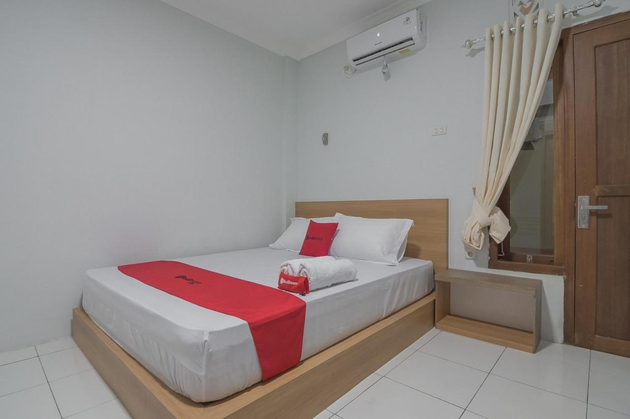 เรดดอร์ซ เนียร์ Rsud ดร.อับดุลอาซิซ Hotel ซิงกาวัง ภายนอก รูปภาพ